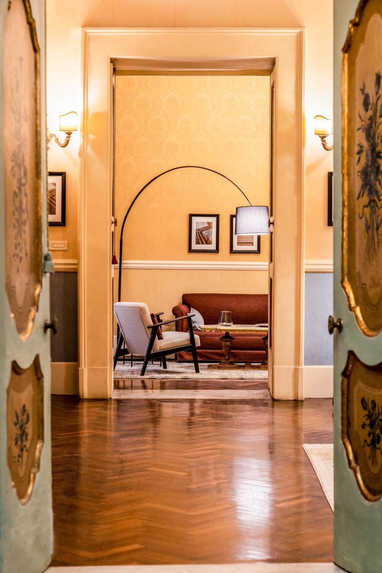 Arthouse Lady Marys Tribunali Luxury Suite Nápoles Exterior foto